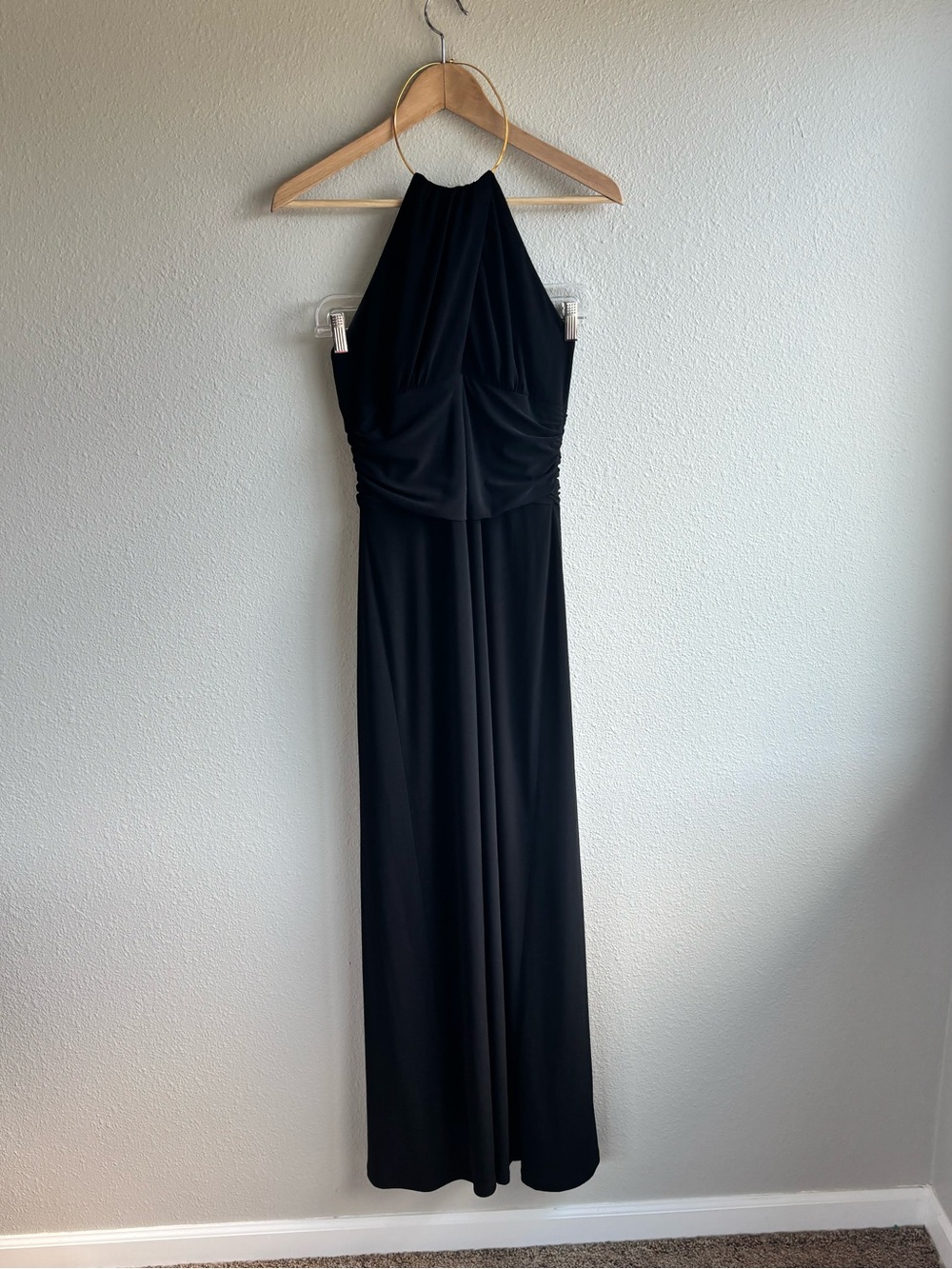Laundry By Shelli Segal Black Halter-Style Maxi Dress
